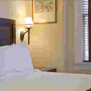 Executive Hotel Vintage Court, 5 of 6
