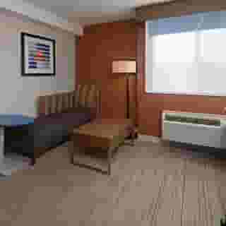 Holiday Inn Express Hotel & Suites SeaTac by Ihg, 5 of 6