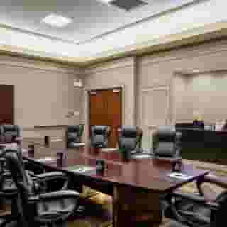 Hilton Chicago/Oak Lawn, 1 of 6