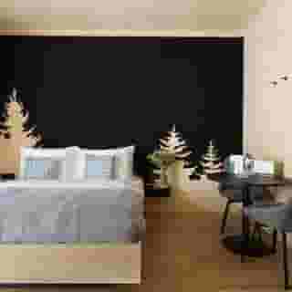Numa Vienna Wood, 5 of 6