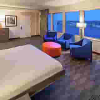 Hilton Philadelphia at Penn’s Landing, 2 of 6