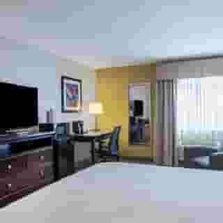 Holiday Inn Express & Suites Chicago-Libertyville by Ihg, 2 of 6