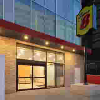 Super 8 By Wyndham Bronx Near Stadium, 6 of 6
