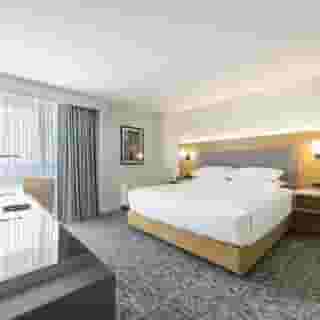 DoubleTree by Hilton New York Jfk Airport, 2 of 6