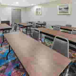 La Quinta Inn & Suites by Wyndham Houston Southwest, 5 of 6
