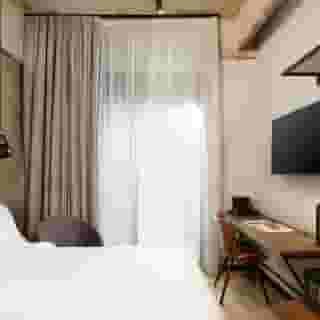 Anise Aluma Athens, Tapestry Collection by Hilton, 3 of 6