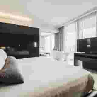 StripViewSuites at Palms Place, 5 of 6