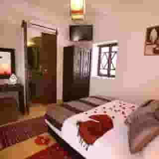 Riad Shaloma, 3 of 6