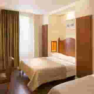 Central Hotel Paris, 6 of 6