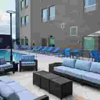 La Quinta Inn & Suites by Wyndham Round Rock near Kalahari, 1 of 6