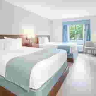 Ramada by Wyndham Surrey/Langley, 2 of 6