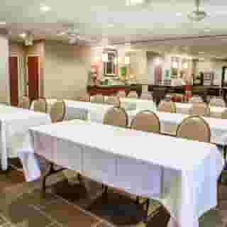 Comfort Suites Lombard - Addison, 5 of 6