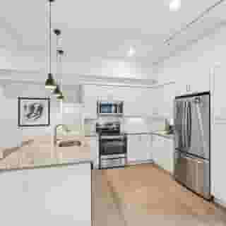 Sentral Sobro, 2 of 6