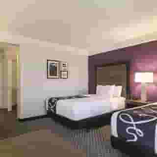 La Quinta Inn & Suites by Wyndham Dallas Plano West, 5 of 6