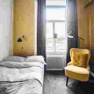 Eight Rooms, 2 of 6