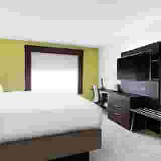 Holiday Inn Express & Suites Chalmette - New Orleans S by Ihg, 2 of 6