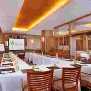 Orchard Hotel, 3 of 6