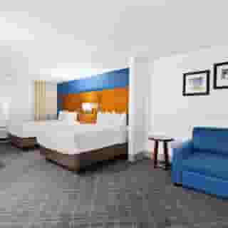 Comfort Inn & Suites Nashville Near Tanger Outlets I-24 Antioch, 2 of 6