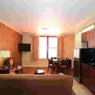 Radio City Apartments, 5 of 6