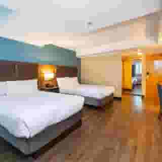 Grand Park Hotel & Suites Downtown Vancouver, an Ascend Collection Hotel, 1 of 6