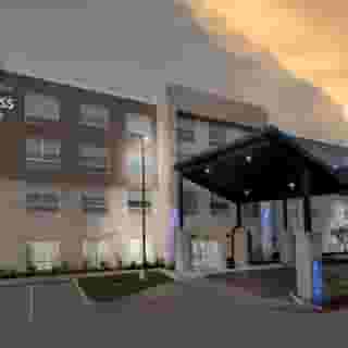 Holiday Inn Express & Suites Sugar Land Se - Missouri City by Ihg, 3 of 6