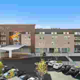 La Quinta Inn & Suites by Wyndham La Habra, 5 of 6