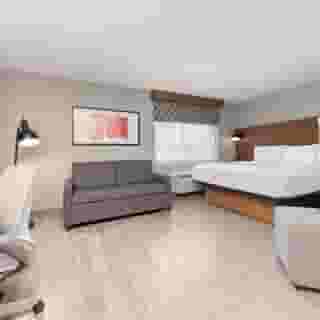Hawthorn Extended Stay by Wyndham Bedford / Dallas, 1 of 6