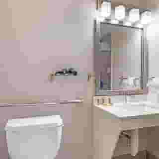 Best Western Plus Hobby Airport Inn & Suites, 2 of 6