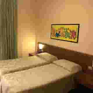 Hotel Paradiso, 4 of 6