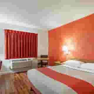 Motel 6 Naperville, Il, 3 of 6