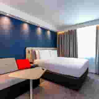 Holiday Inn Express Edinburgh - City West, 1 of 6