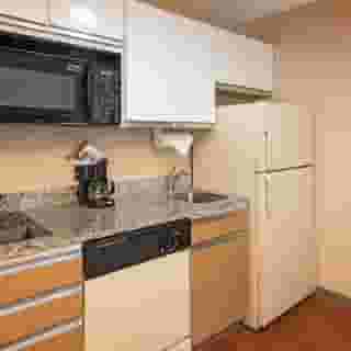 MainStay Suites Northbrook Wheeling, 3 of 6