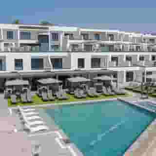 Royal Atlantico, 3 of 6