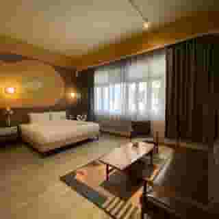Miami Hotel, 5 of 6