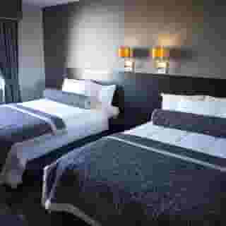 Ramada Plaza by Wyndham West Hollywood Hotel & Suites, 5 of 6