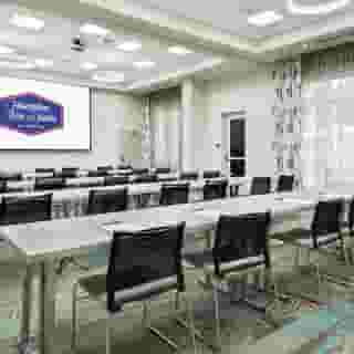 Hampton Inn & Suites Atlanta Buckhead Place, 3 of 6