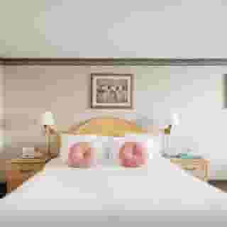 Glendale Express Hotel Los Angeles, 2 of 6
