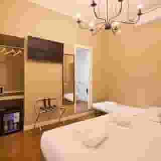 Dem Hotel, 6 of 6