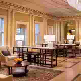 Sheraton Commander Hotel, 2 of 6