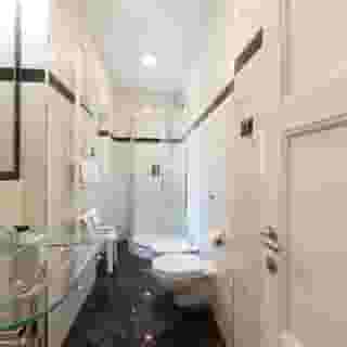 Hotel California, 4 of 6