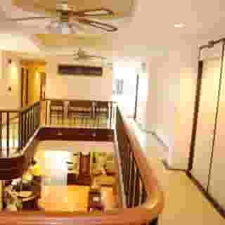 Rambuttri House, 2 of 6