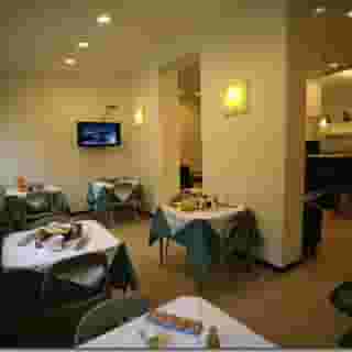 Hotel Paradiso, 2 of 6