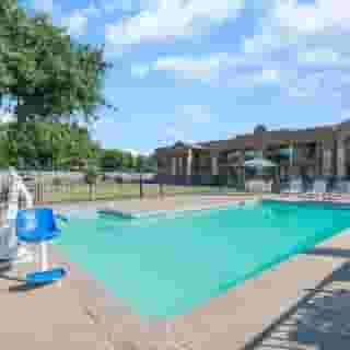 Days Inn by Wyndham San Marcos, 1 of 6