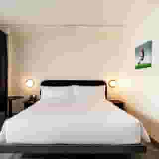 The StandardX Bangkok Phra Arthit, 5 of 6