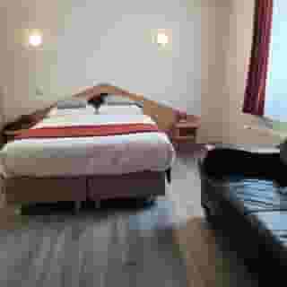 Hotel New Flanders, 5 of 6