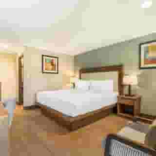 Best Western Plus Burnaby Hotel, 6 of 6