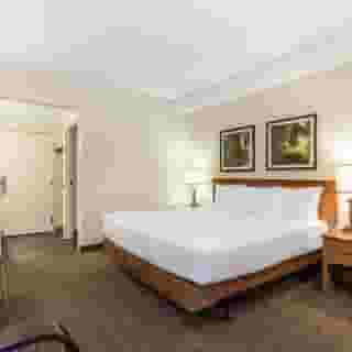 La Quinta Inn & Suites by Wyndham Orlando South, 4 of 6