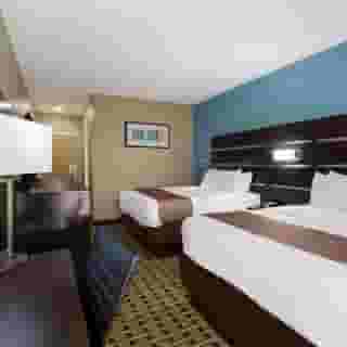 Quality Inn Houston East I-10, 2 of 6