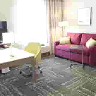Hampton Inn & Suites Dallas Market Center, 3 of 6