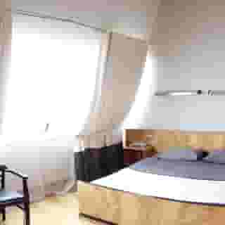Hotel Monopol, 3 of 6